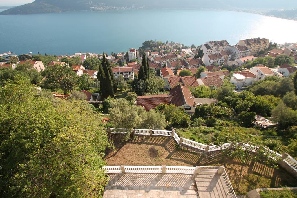 Apartment Bayer Herceg Novi Eksteriør billede
